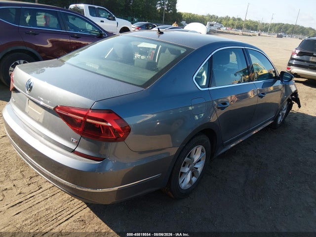 Продаж на аукціоні авто 2017 Volkswagen Passat 1.8t S, vin: 1VWAT7A38HC052755, номер лоту: 45819554