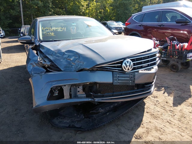 Продаж на аукціоні авто 2017 Volkswagen Passat 1.8t S, vin: 1VWAT7A38HC052755, номер лоту: 45819554