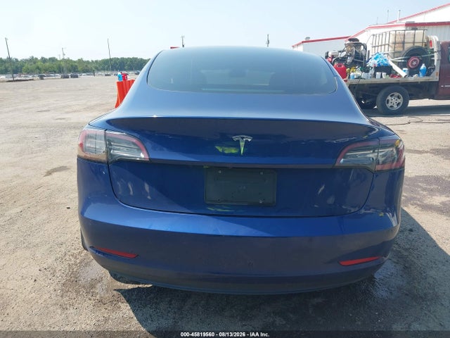 45819560 :رقم المزاد ، 5YJ3E1EA9NF369194 vin ، 2022 Tesla Model 3 Rear-wheel Drive مزاد بيع