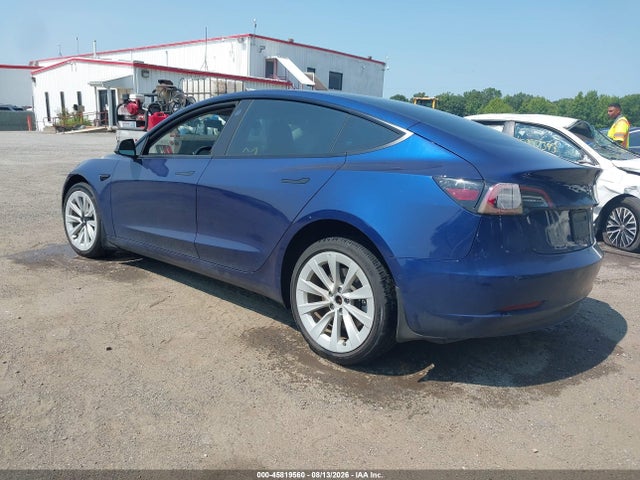 45819560 :رقم المزاد ، 5YJ3E1EA9NF369194 vin ، 2022 Tesla Model 3 Rear-wheel Drive مزاد بيع
