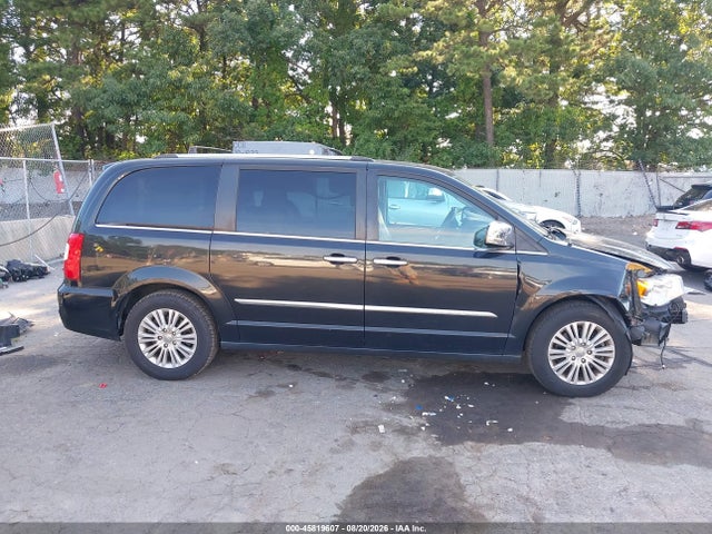 45819607 :رقم المزاد ، 2C4RC1GG4FR554714 vin ، 2015 Chrysler Town & Country Limited Platinum مزاد بيع