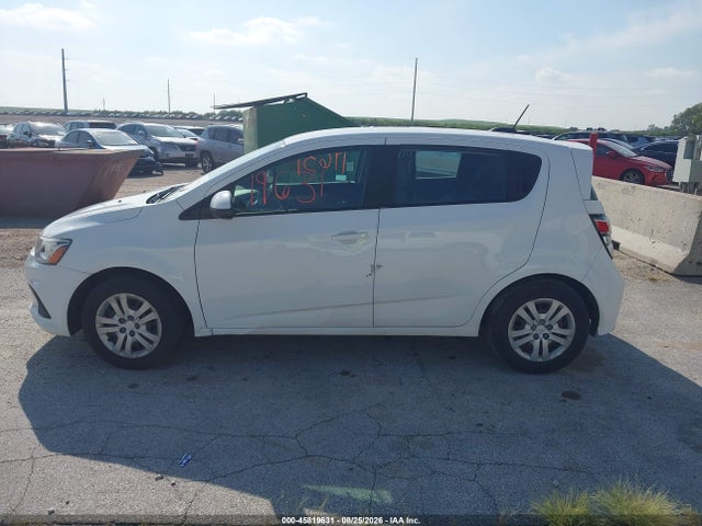 Chevrolet Sonic Lt Auto 2018 1G1JG6SH3J4133568 Image 15