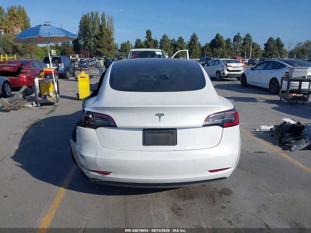 Tesla Model 3 Rear-wheel Drive 2022 5YJ3E1EAXNF147974 Image 17