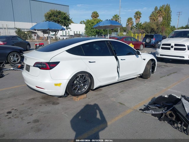 Tesla Model 3 Rear-wheel Drive 2022 5YJ3E1EAXNF147974 Image 4