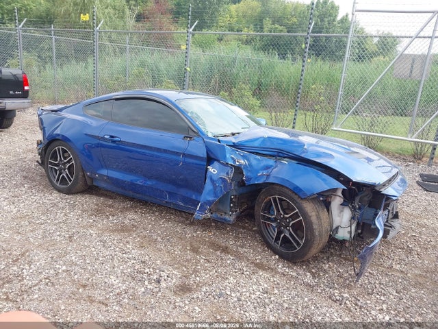 45819666 :رقم المزاد ، 1FA6P8CF8J5121101 vin ، 2018 Ford Mustang Gt مزاد بيع