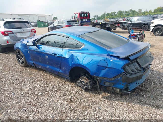45819666 :رقم المزاد ، 1FA6P8CF8J5121101 vin ، 2018 Ford Mustang Gt مزاد بيع