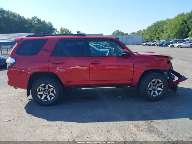 Продажа на аукционе авто 2021 Toyota 4runner Trd Off Road Premium, vin: JTERU5JRXM5928490, номер лота: 45819744