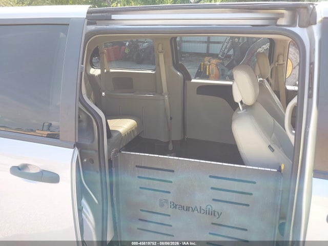 45819752 :رقم المزاد ، 2C7WDGBG9KR672846 vin ، 2019 Dodge Grand Caravan Se مزاد بيع