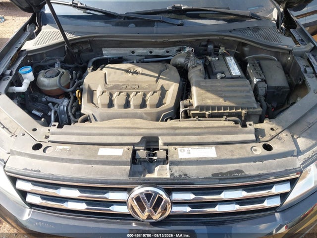 45819780 :رقم المزاد ، 3VV1B7AX8JM068999 vin ، 2018 Volkswagen Tiguan 2.0t S مزاد بيع