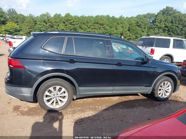 45819780 :رقم المزاد ، 3VV1B7AX8JM068999 vin ، 2018 Volkswagen Tiguan 2.0t S مزاد بيع