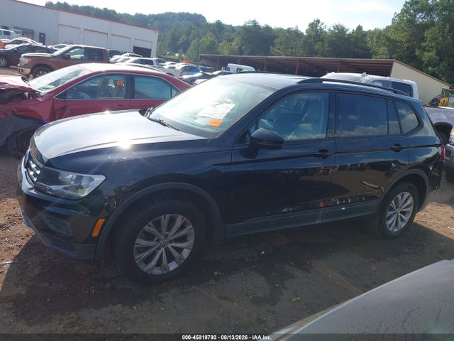 45819780 :رقم المزاد ، 3VV1B7AX8JM068999 vin ، 2018 Volkswagen Tiguan 2.0t S مزاد بيع