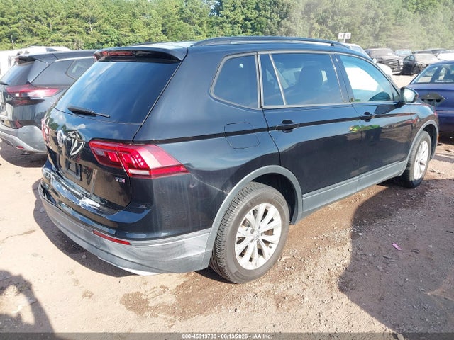 45819780 :رقم المزاد ، 3VV1B7AX8JM068999 vin ، 2018 Volkswagen Tiguan 2.0t S مزاد بيع