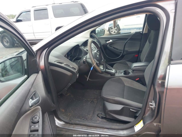 Ford FOCUS SE 2014 1FADP3K23EL294955 Image 5
