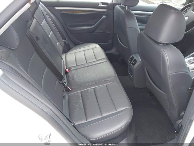2008 Volkswagen Jetta Se მანქანა იყიდება აუქციონზე, vin: 3VWRM71K18M098109, აუქციონის ნომერი: 45819791