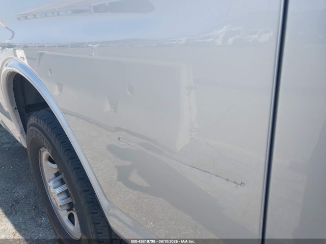 Chevrolet Express 2500 Ls 2019 1GAWGEFGXK1341659 Image 13
