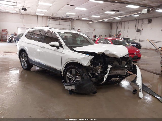 Продажа на аукционе авто 2020 Volkswagen Tiguan 2.0t Se/2.0t Se R-line Black/2.0t Sel, vin: 3VV2B7AX9LM134113, номер лота: 45819834