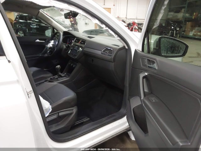 Продажа на аукционе авто 2020 Volkswagen Tiguan 2.0t Se/2.0t Se R-line Black/2.0t Sel, vin: 3VV2B7AX9LM134113, номер лота: 45819834