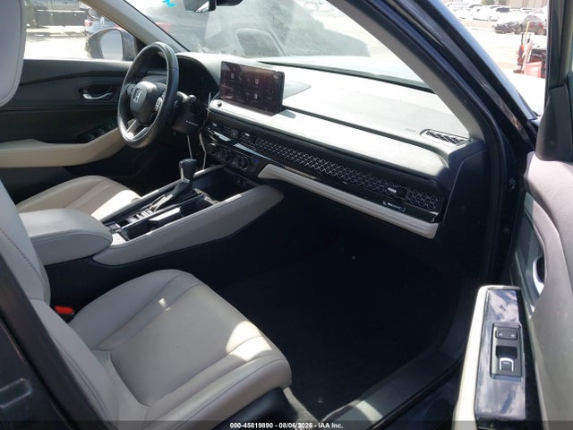 2024 Honda Accord Hybrid Touring მანქანა იყიდება აუქციონზე, vin: 1HGCY2F80RA042773, აუქციონის ნომერი: 45819890