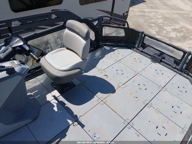 Продажа на аукционе авто 2023 Seadoo 50pj, vin: YDV60477B323, номер лота: 45819916