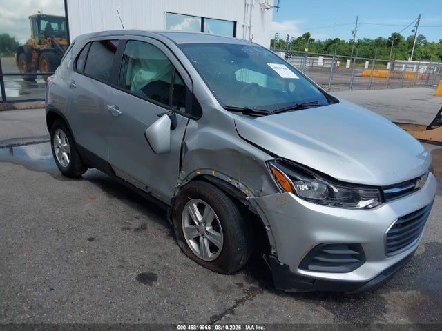 Chevrolet Trax Fwd Ls 2022 KL7CJKSM6NB526745 main image
