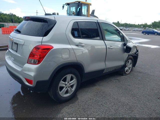 KL7CJKSM6NB526745 Chevrolet Trax Fwd Ls