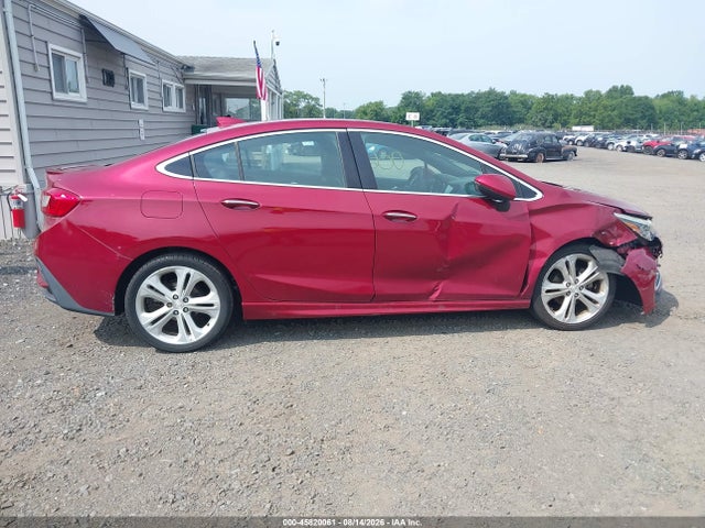 45820061 :رقم المزاد ، 1G1BF5SM2J7139505 vin ، 2018 Chevrolet Cruze Premier Auto مزاد بيع