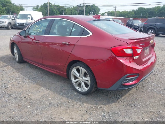 45820061 :رقم المزاد ، 1G1BF5SM2J7139505 vin ، 2018 Chevrolet Cruze Premier Auto مزاد بيع