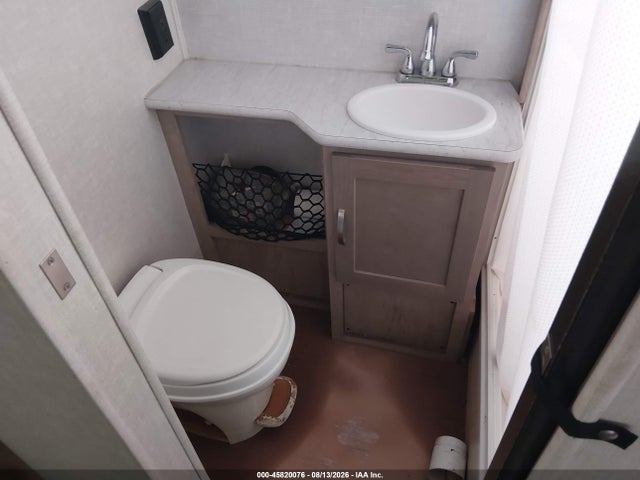 Продажа на аукционе авто 2020 Forest River Other, vin: 4X4TRPV17LB024263, номер лота: 45820076