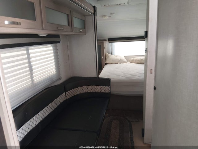Продажа на аукционе авто 2020 Forest River Other, vin: 4X4TRPV17LB024263, номер лота: 45820076