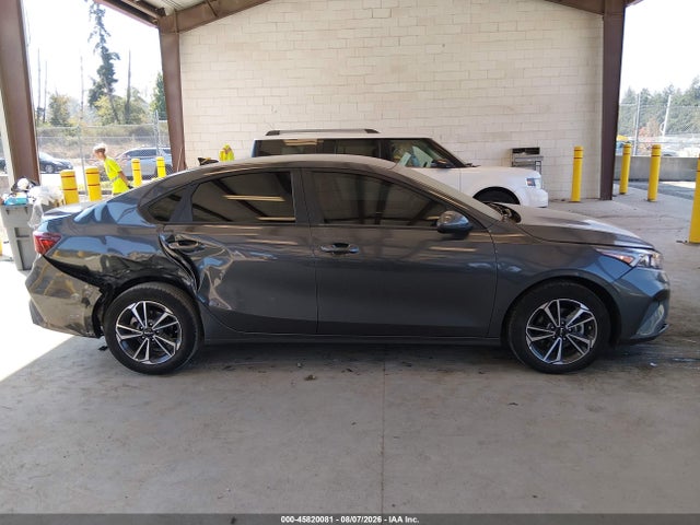 2023 Kia Forte Lxs მანქანა იყიდება აუქციონზე, vin: 3KPF24AD5PE678645, აუქციონის ნომერი: 45820081