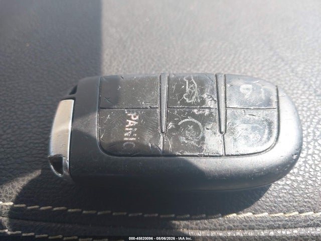 45820096 :رقم المزاد ، 2C3CCABG5EH373496 vin ، 2014 Chrysler 300 300s مزاد بيع
