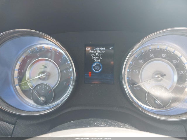 45820096 :رقم المزاد ، 2C3CCABG5EH373496 vin ، 2014 Chrysler 300 300s مزاد بيع