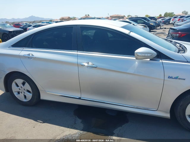 2012 Hyundai Sonata Hybrid მანქანა იყიდება აუქციონზე, vin: KMHEC4A46CA047047, აუქციონის ნომერი: 45820135