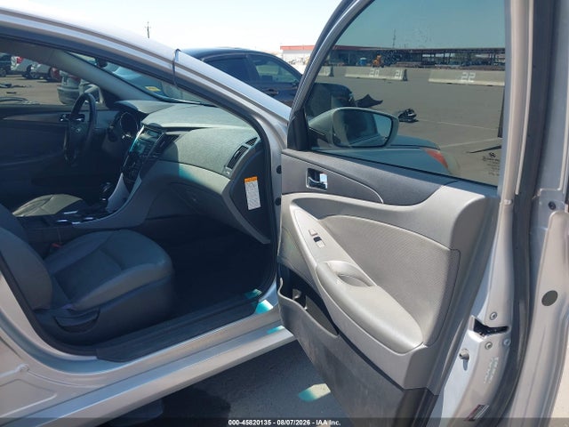 2012 Hyundai Sonata Hybrid მანქანა იყიდება აუქციონზე, vin: KMHEC4A46CA047047, აუქციონის ნომერი: 45820135
