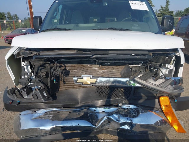 1GAZGPFP4S1257796 Chevrolet Express Passenger Rwd 3500 Extended Wheelbase Lt