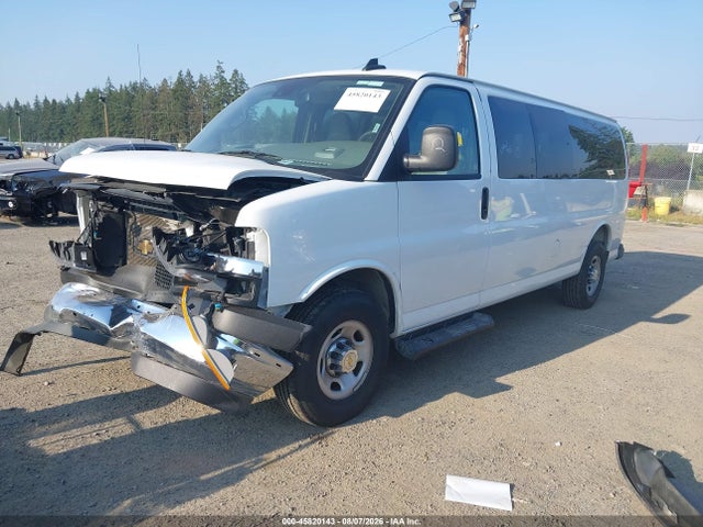 1GAZGPFP4S1257796 Chevrolet Express Passenger Rwd 3500 Extended Wheelbase Lt