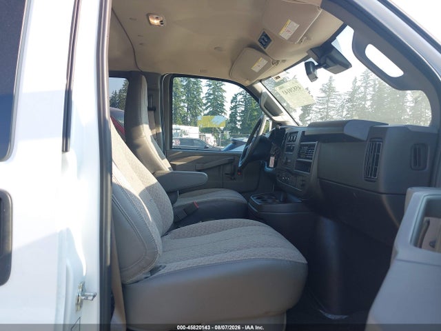 1GAZGPFP4S1257796 Chevrolet Express Passenger Rwd 3500 Extended Wheelbase Lt