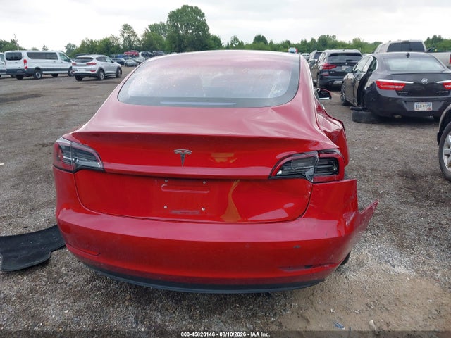 Tesla Model 3 Long Range/mid Range 2018 5YJ3E1EA5JF022472 Image 15