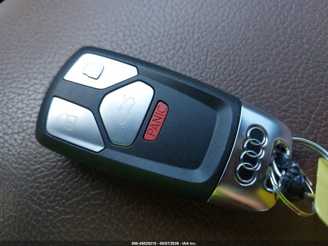 45820210 :رقم المزاد ، WA1ANAFYXJ2213904 vin ، 2018 Audi Q5 2.0t Premium/2.0t Tech Premium مزاد بيع