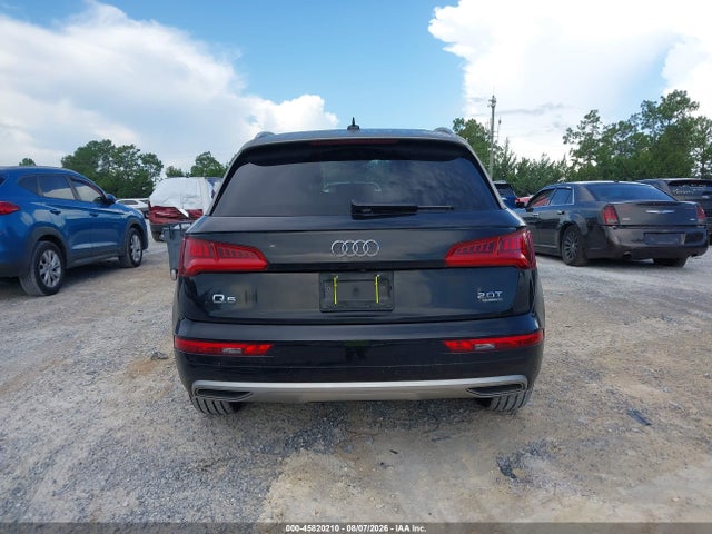 45820210 :رقم المزاد ، WA1ANAFYXJ2213904 vin ، 2018 Audi Q5 2.0t Premium/2.0t Tech Premium مزاد بيع
