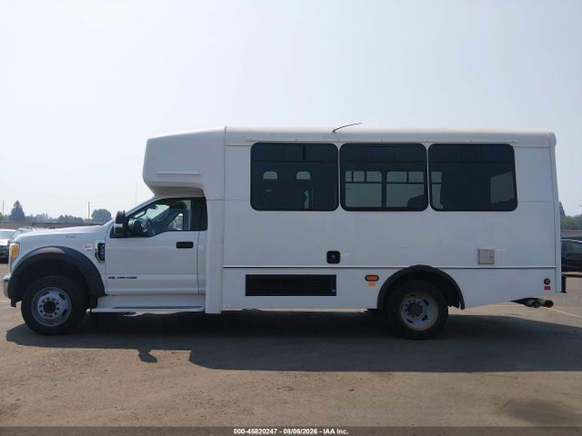 Ford F-450 Chassis Xl 2017 1FDAF4GT6HEF01043 Image 14