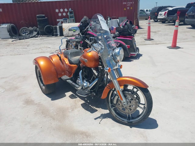 2015 Harley-davidson Flrt Free Wheeler მანქანა იყიდება აუქციონზე, vin: 1HD1MCM13FB859561, აუქციონის ნომერი: 45820284