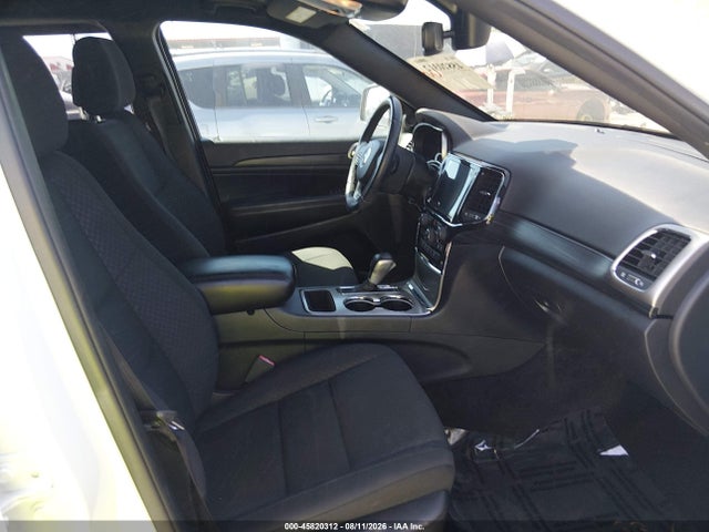 45820312 :رقم المزاد ، 1C4RJEAG8KC615328 vin ، 2019 Jeep Grand Cherokee Laredo E 4x2 مزاد بيع