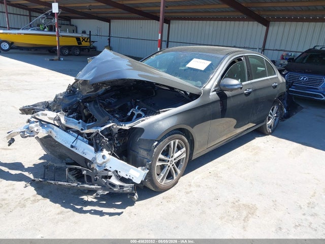 Mercedes-Benz E 350 2021 W1KZF8DB1MA891891 Image 2