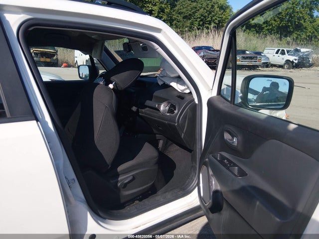 45820356 :رقم المزاد ، ZACNJDB11NPN49334 vin ، 2022 Jeep Renegade Latitude 4x4 مزاد بيع