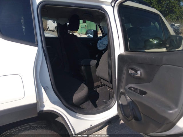 45820356 :رقم المزاد ، ZACNJDB11NPN49334 vin ، 2022 Jeep Renegade Latitude 4x4 مزاد بيع