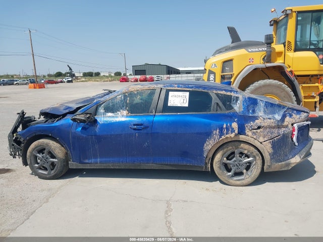 2025 Kia K4 Lxs მანქანა იყიდება აუქციონზე, vin: 3KPFT4DE6SE044335, აუქციონის ნომერი: 45820429