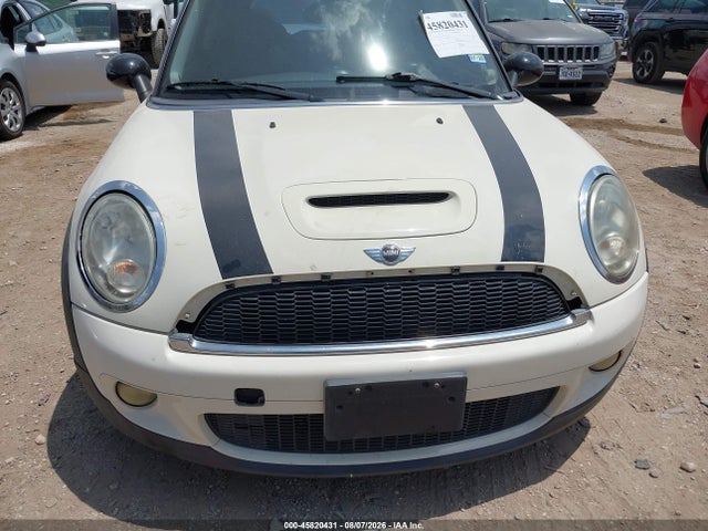 2010 Mini Cooper S მანქანა იყიდება აუქციონზე, vin: WMWMF7C54ATX43130, აუქციონის ნომერი: 45820431