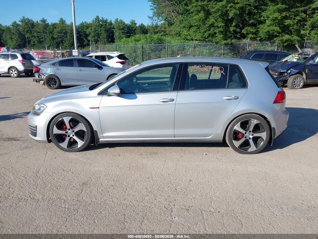 2015 Volkswagen Golf Gti 2.0t S 4-door მანქანა იყიდება აუქციონზე, vin: 3VW5T7AU6FM015886, აუქციონის ნომერი: 45820492