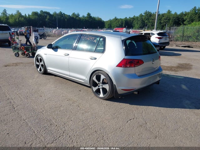 2015 Volkswagen Golf Gti 2.0t S 4-door მანქანა იყიდება აუქციონზე, vin: 3VW5T7AU6FM015886, აუქციონის ნომერი: 45820492